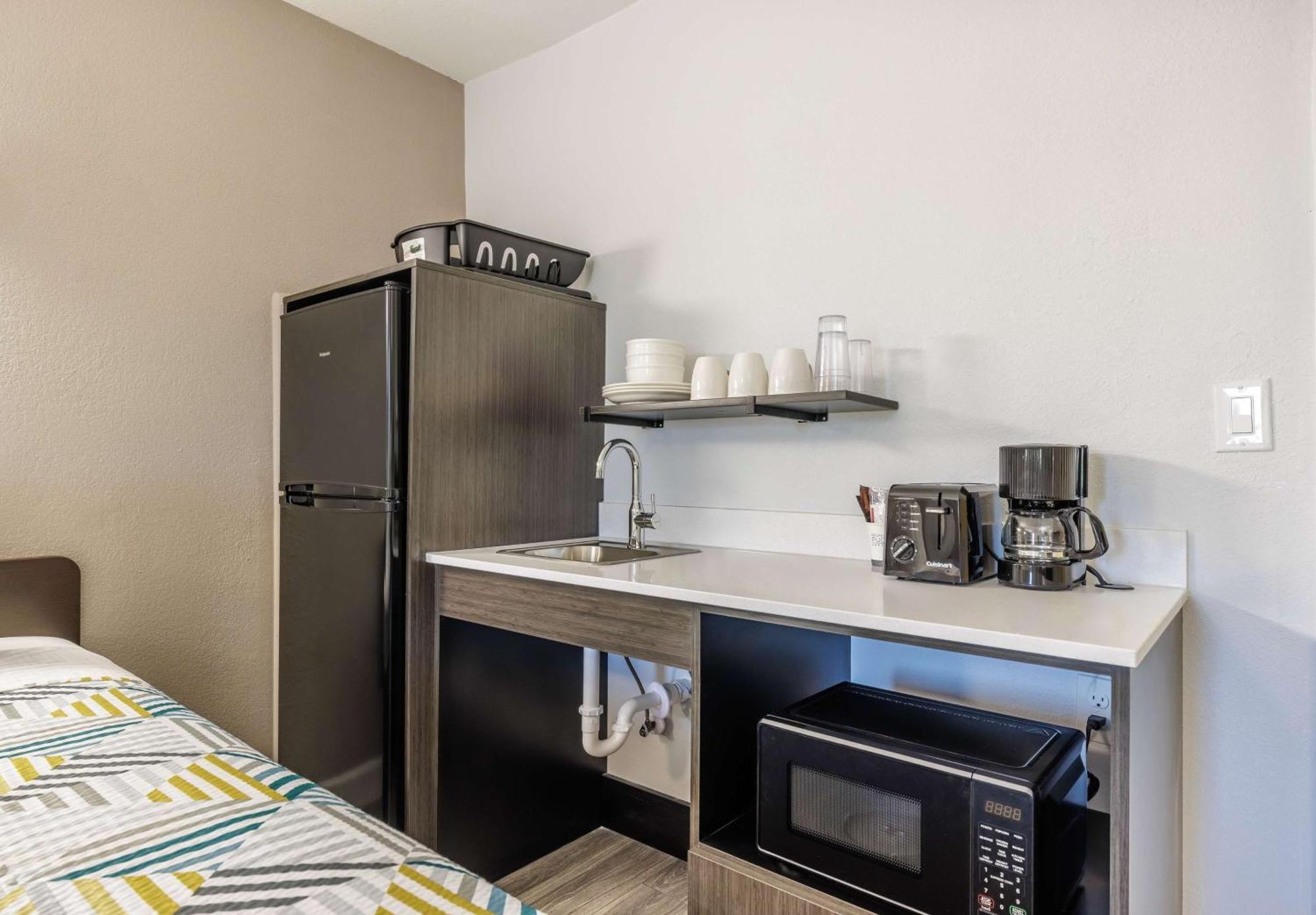 Hotel 6 Worth, Tx - Stockyards East 2*